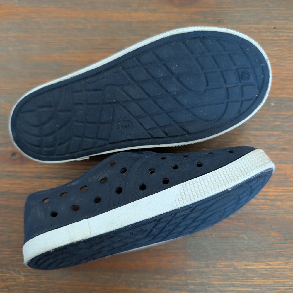 Old Navy Kids Dark Blue Water Shoes